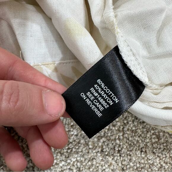 NEW Torrid Double Gauze Floral Ruffle Button Front Top Size 3X - Picture 7 of 10